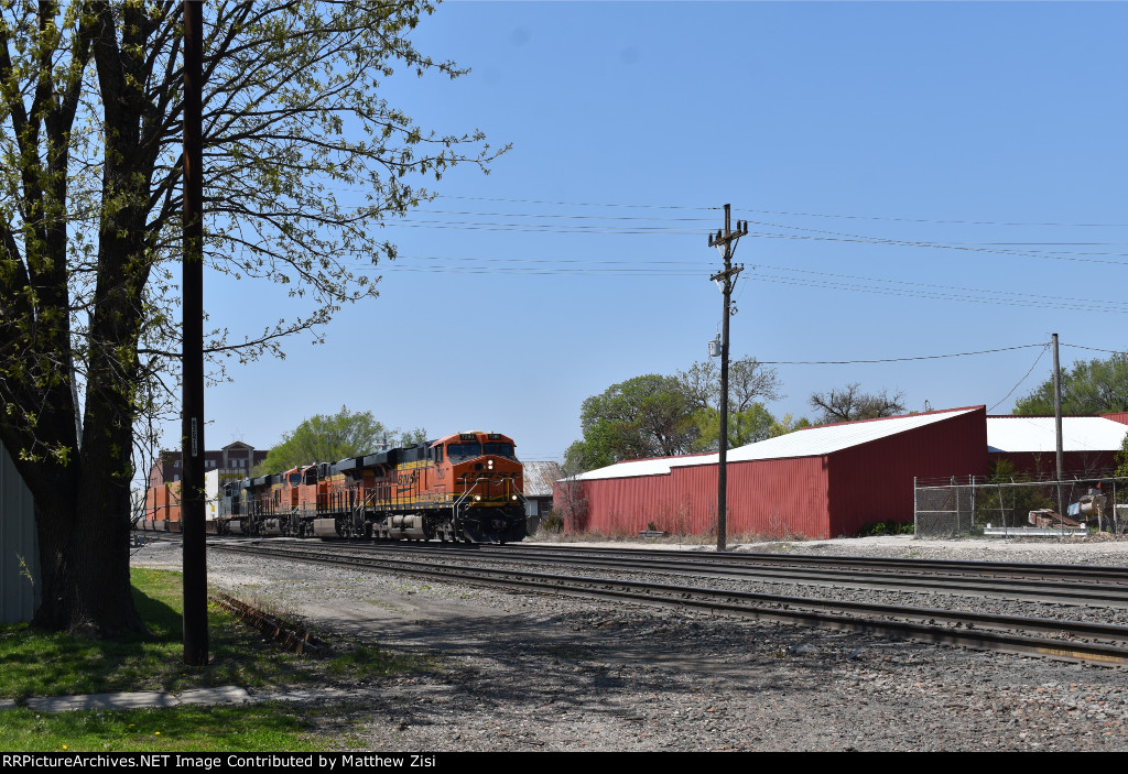 BNSF 7280 8217 8039 CSX 854